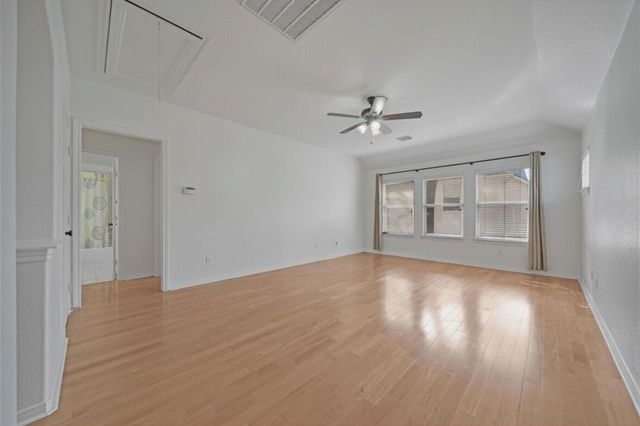 78 W Shale Creek Circle, The Woodlands, TX 77382