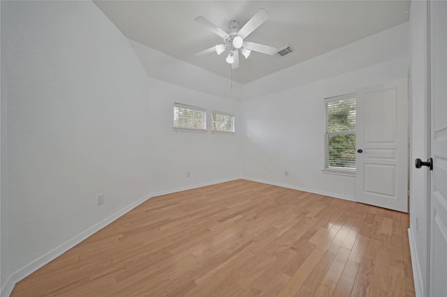 78 W Shale Creek Circle, The Woodlands, TX 77382