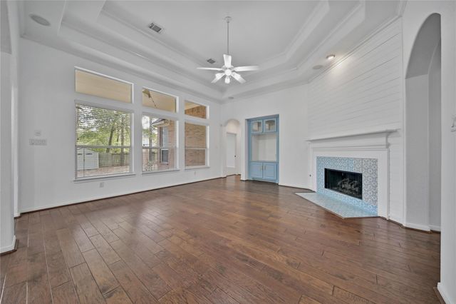 78 W Shale Creek Circle, The Woodlands, TX 77382