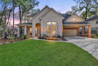 78 W Shale Creek Circle, The Woodlands, TX 77382