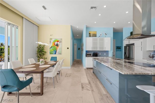 1000 NW 37th PL, Cape Coral, FL 33993