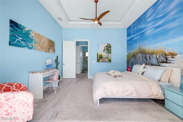 1000 NW 37th PL, Cape Coral, FL 33993