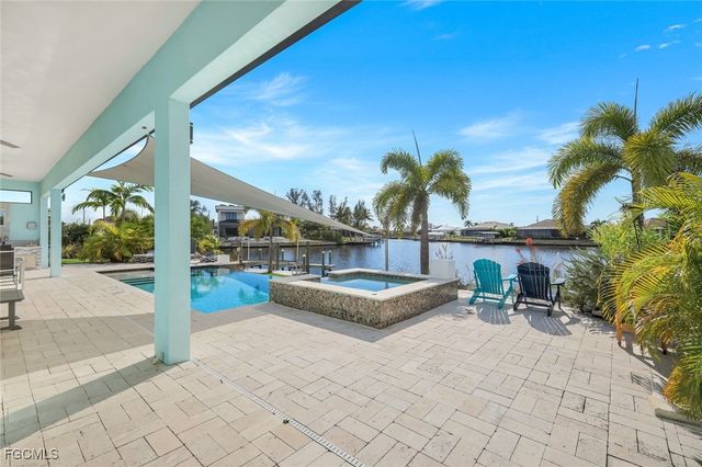1000 NW 37th PL, Cape Coral, FL 33993