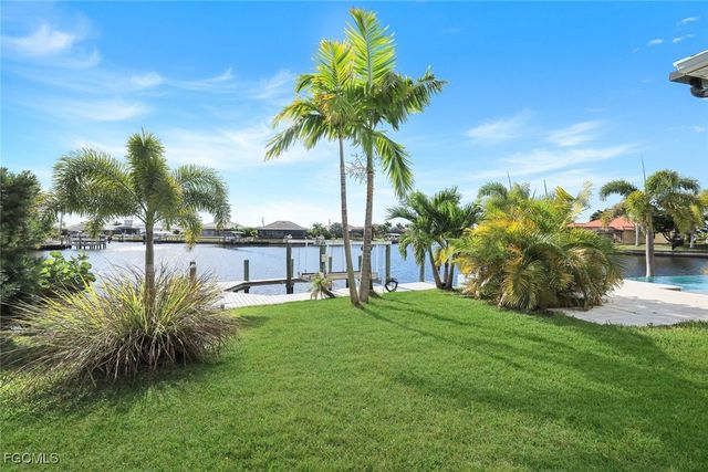 1000 NW 37th PL, Cape Coral, FL 33993
