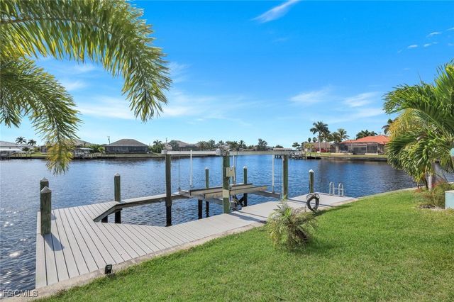 1000 NW 37th PL, Cape Coral, FL 33993