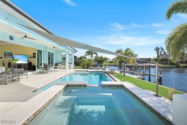 1000 NW 37th PL, Cape Coral, FL 33993