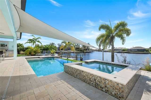 1000 NW 37th PL, Cape Coral, FL 33993