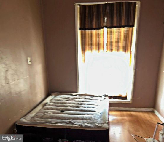 2222 W FAYETTE ST, Baltimore, MD 21223