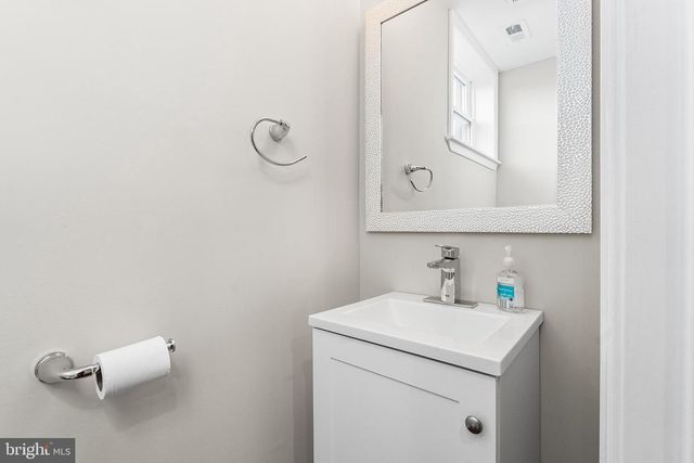 3019 MCELDERRY ST, Baltimore, MD 21205