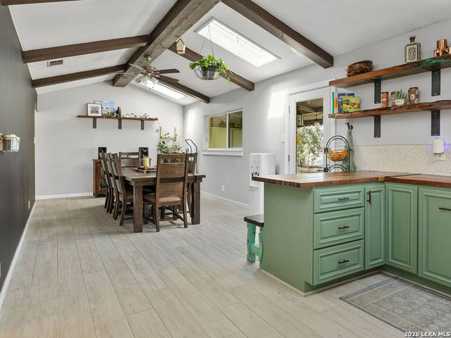 207 Greycliff, Live Oak, TX 78233