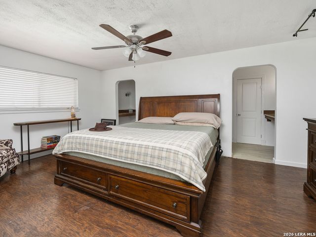 207 Greycliff, Live Oak, TX 78233