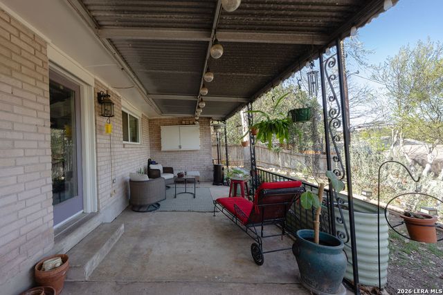 207 Greycliff, Live Oak, TX 78233