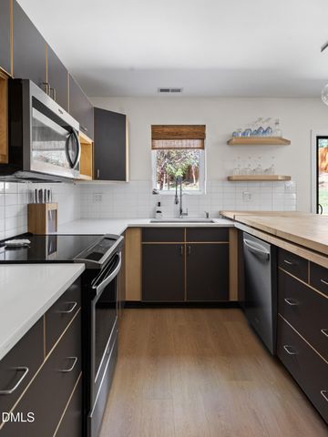 5208 Saddle Court, Raleigh, NC 27609