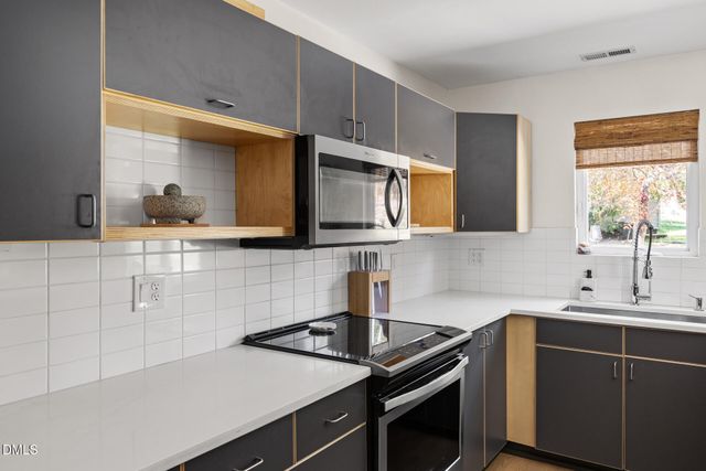 5208 Saddle Court, Raleigh, NC 27609