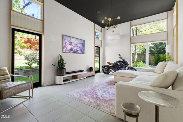 5208 Saddle Court, Raleigh, NC 27609