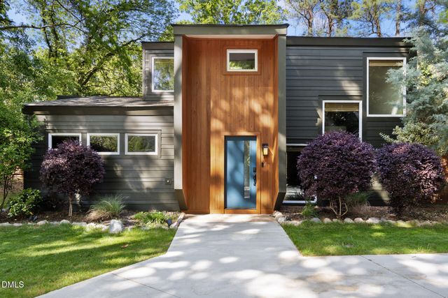 5208 Saddle Court, Raleigh, NC 27609