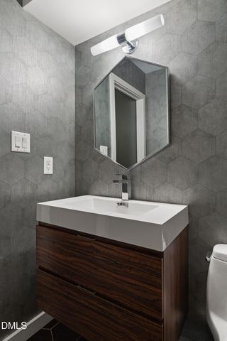 5208 Saddle Court, Raleigh, NC 27609