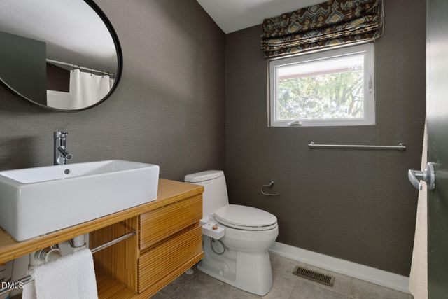 5208 Saddle Court, Raleigh, NC 27609