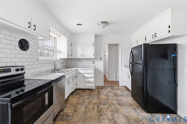 12732 Richmond St, Chester, VA 23831