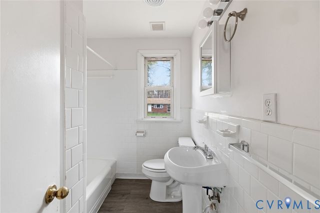 12732 Richmond St, Chester, VA 23831