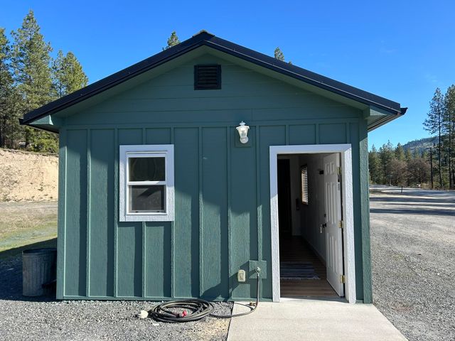 24913 N 395 Hwy, Kettle Falls, WA 99141 property photo