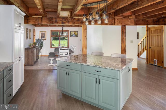 4105 EDGES MILL RD, Downingtown, PA 19335