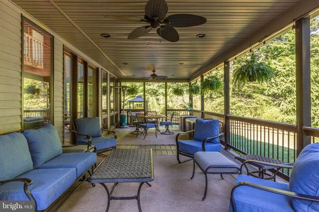 4105 EDGES MILL RD, Downingtown, PA 19335
