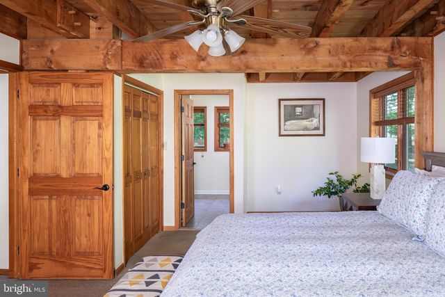 4105 EDGES MILL RD, Downingtown, PA 19335