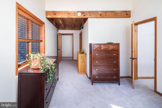 4105 EDGES MILL RD, Downingtown, PA 19335