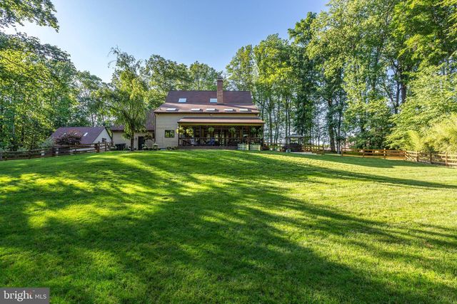 4105 EDGES MILL RD, Downingtown, PA 19335