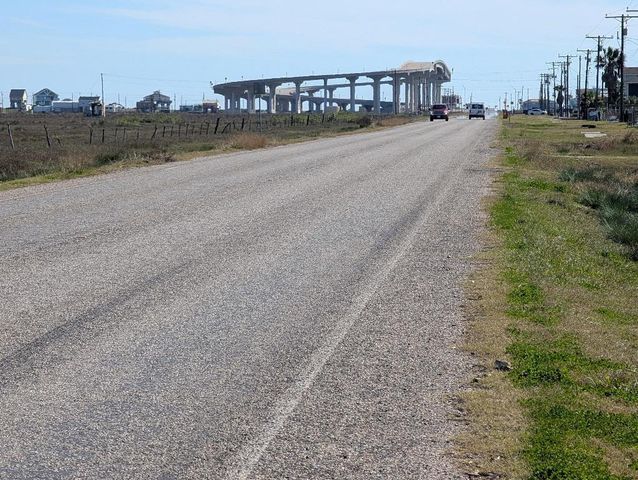 201 Carancahua Street, Sargent, TX 77414