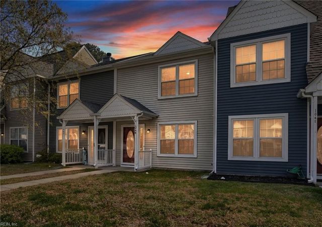 106 Heather Way Apt D, Yorktown, VA 23693