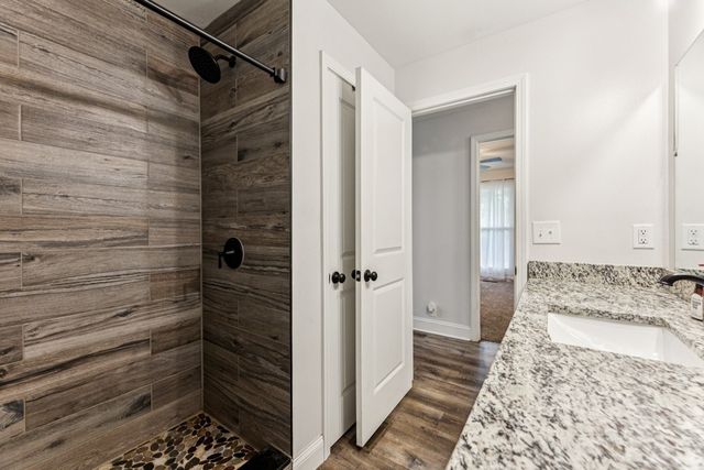 132 Hillwood Dr, Carthage, TN 37030