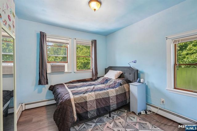 2 Howard Street, Pompton Lakes, NJ 07442