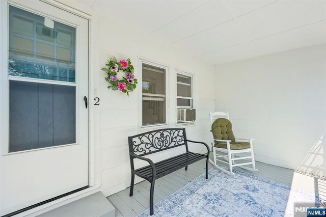 2 Howard Street, Pompton Lakes, NJ 07442