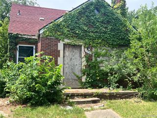 9201 Manistique Street, Detroit, MI 48224