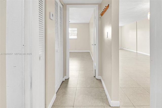 6505 Winfield Blvd B-4, Margate, FL 33063