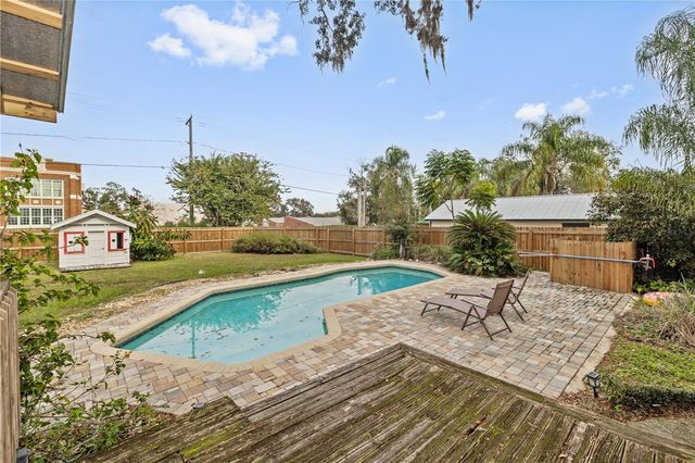 14440 12TH STREET, Dade City, FL 33523