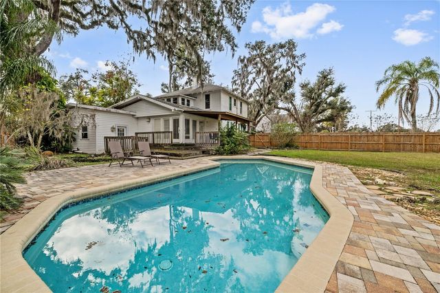 14440 12TH STREET, Dade City, FL 33523