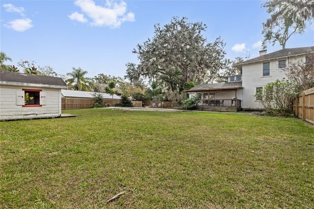 14440 12TH STREET, Dade City, FL 33523