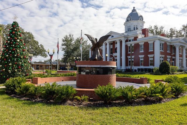 14440 12TH STREET, Dade City, FL 33523