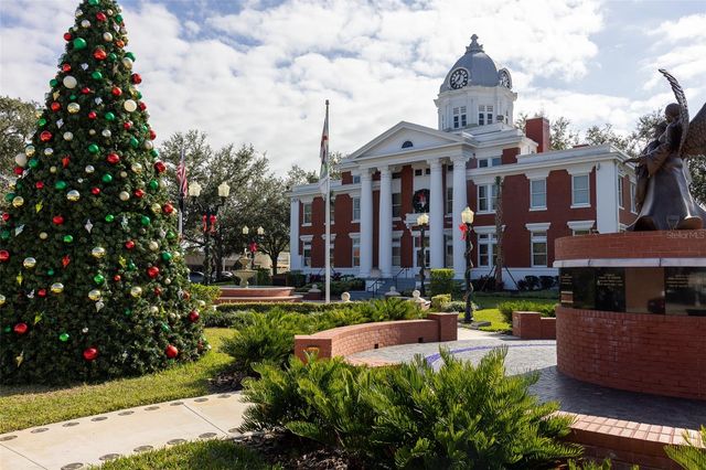 14440 12TH STREET, Dade City, FL 33523