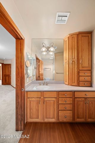 3380 S Hunters Run, Tucson, AZ 85730