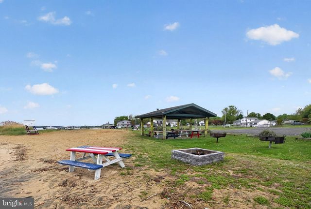 225 NICHOLS MANOR DR, Stevensville, MD 21666