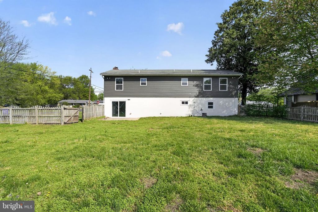 Image 14 of property listing at 225 NICHOLS MANOR DR, Stevensville, MD 21666