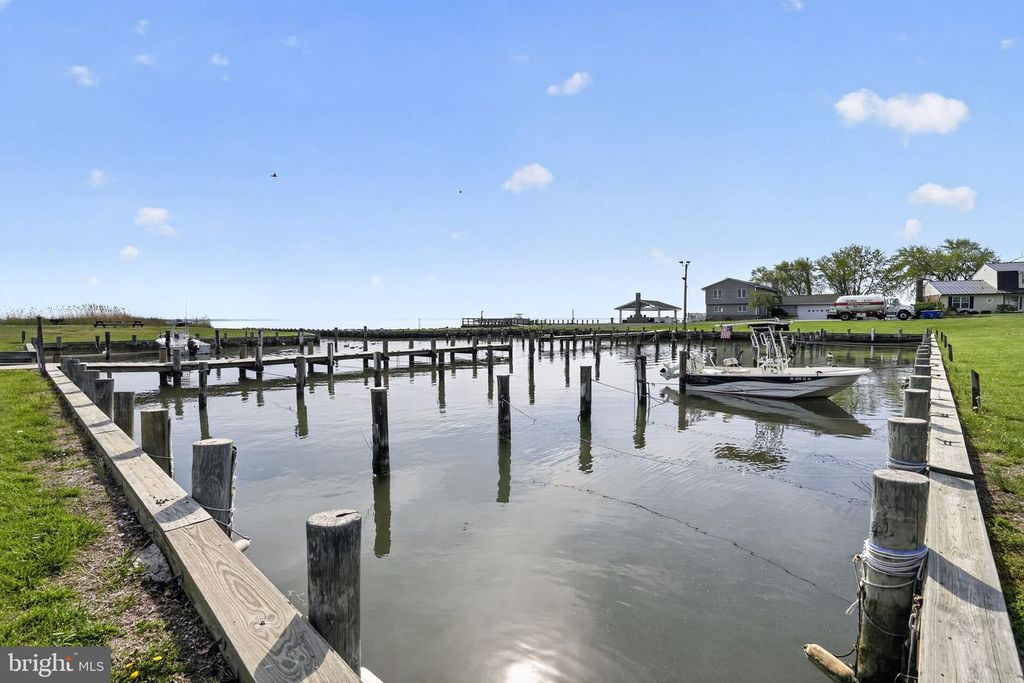 Image 18 of property listing at 225 NICHOLS MANOR DR, Stevensville, MD 21666