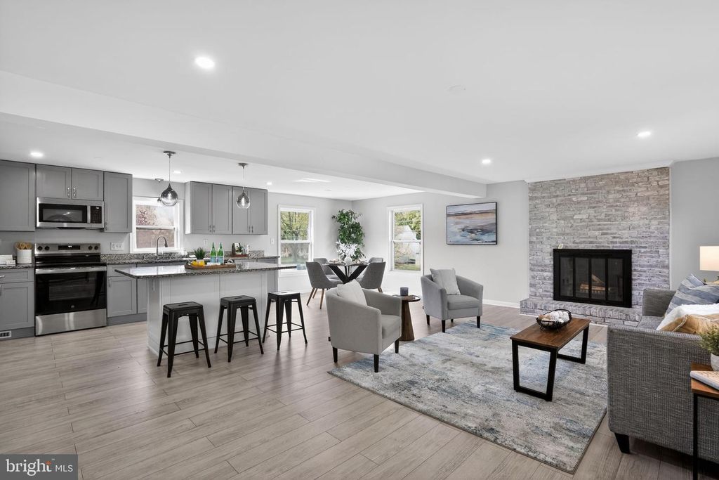 Image 3 of property listing at 225 NICHOLS MANOR DR, Stevensville, MD 21666