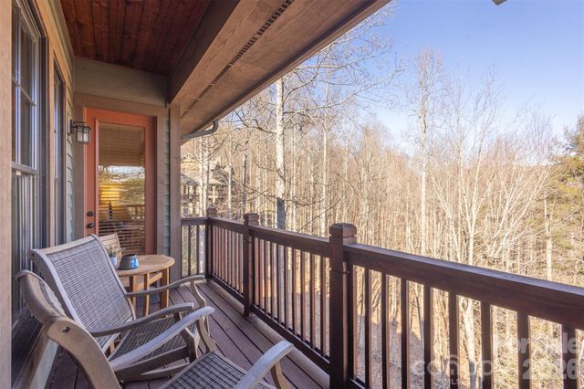 110 Saddle Notch Lane B4, Tuckasegee, NC 28783