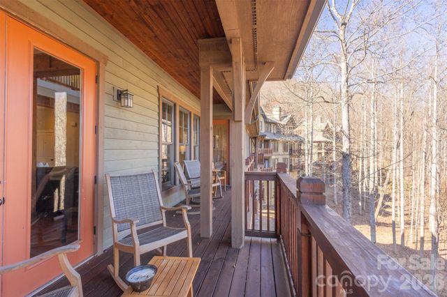 110 Saddle Notch Lane B4, Tuckasegee, NC 28783