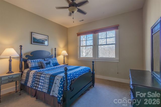 110 Saddle Notch Lane B4, Tuckasegee, NC 28783